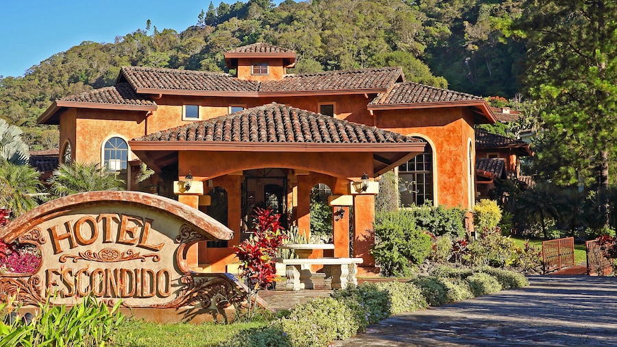 Valle Escondido Wellness Resort