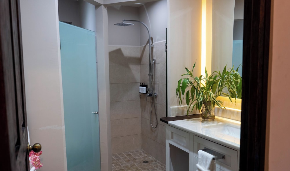 Valle Escondido Wellness Resort by null