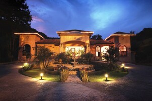 Salas de tratamiento para parejas, un sauna, baño turco/hammam