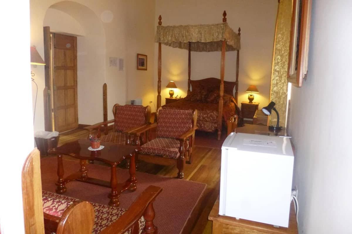 In-room safe, desk, iron/ironing board, free WiFi