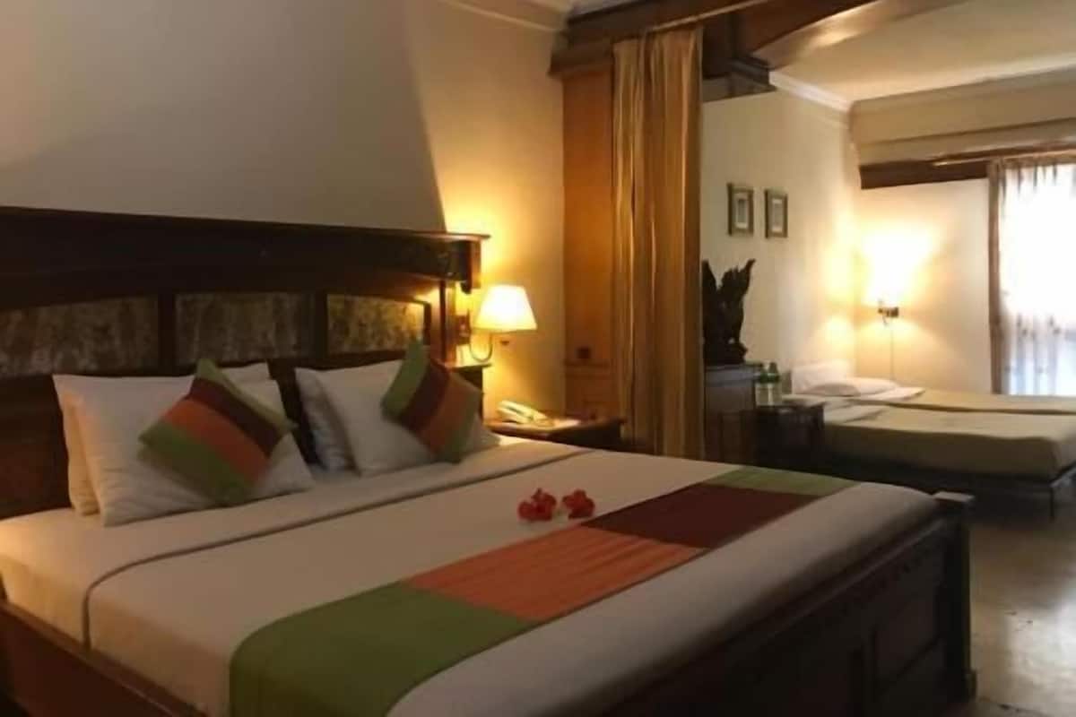 Minibar, safe på rommet, wi-fi (inkludert) og sengetøy