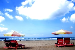 View from property - Melasti Beach Resort & Spa (Legian)