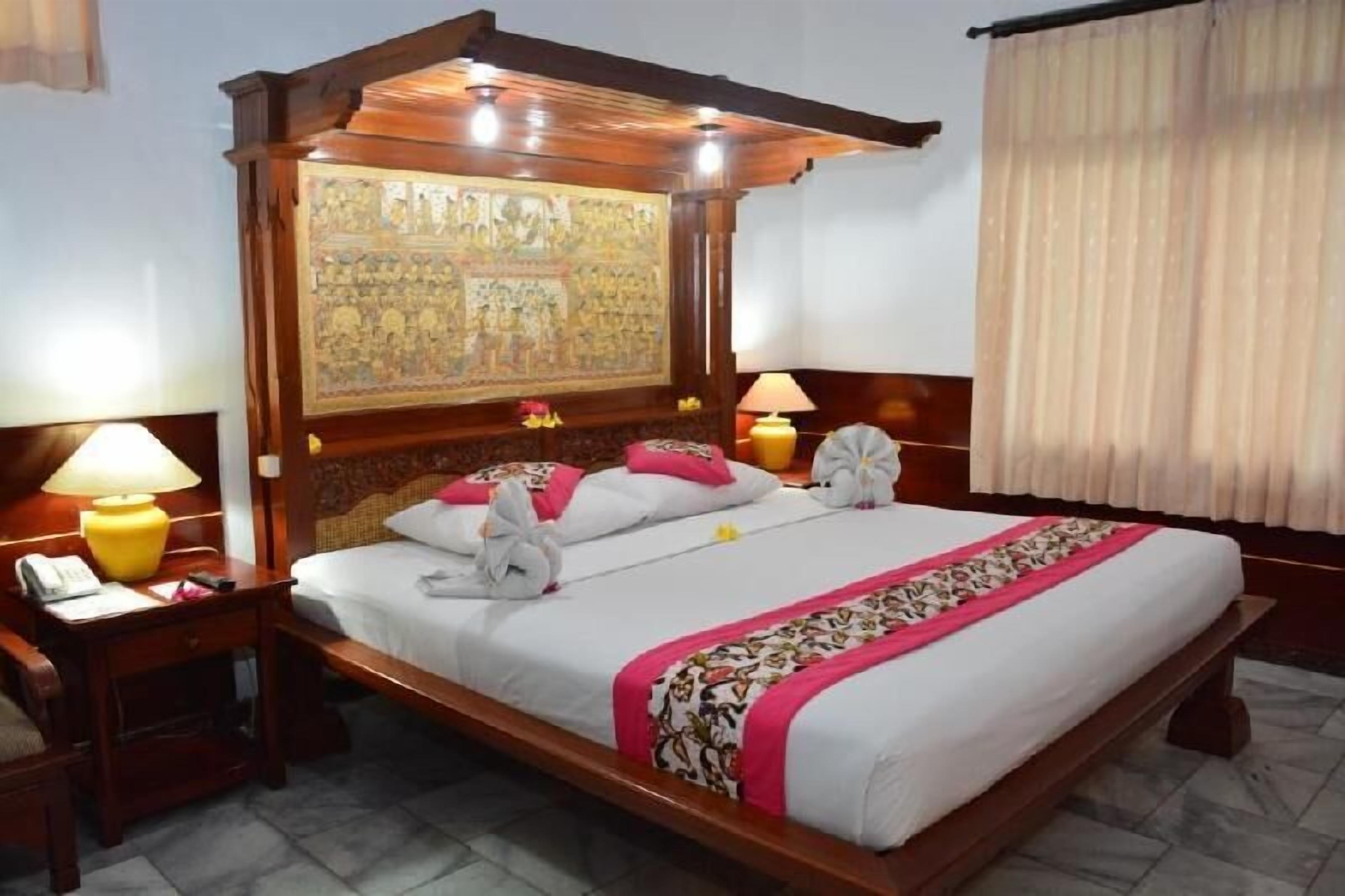 Minibar, safe på rommet, wi-fi (inkludert) og sengetøy