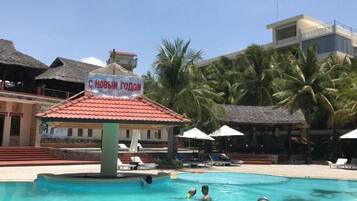 Indoor pool, outdoor pool