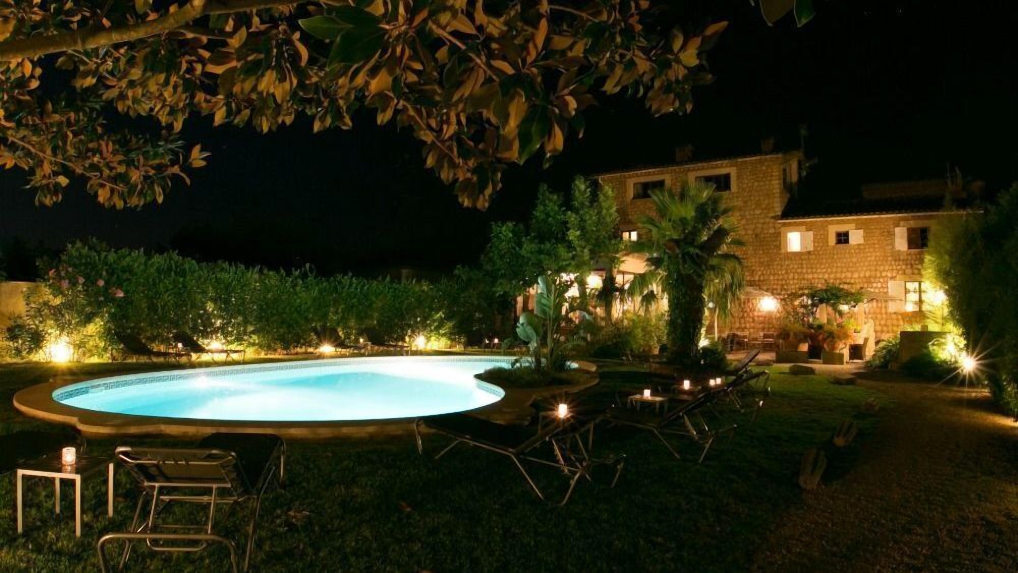 Front of property - evening/night