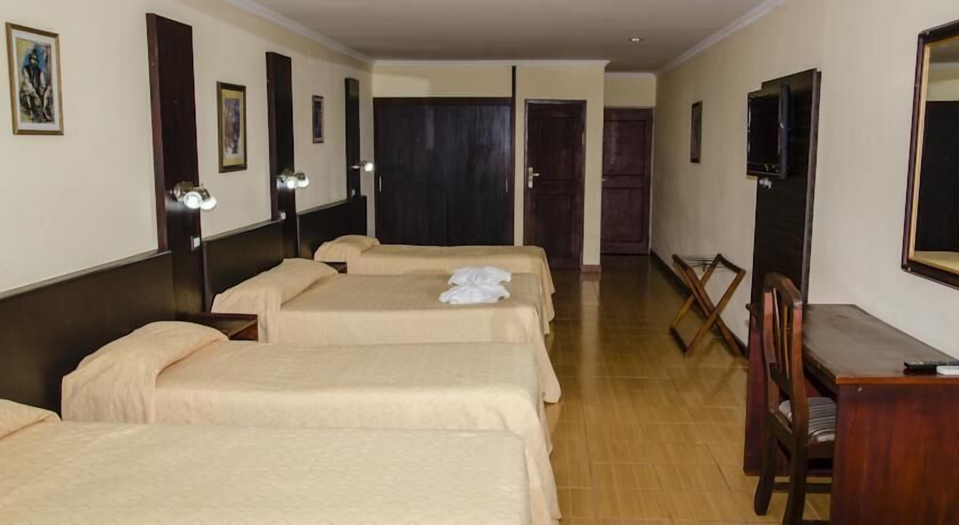 Caja de seguridad en la habitación, wifi gratis y ropa de cama 