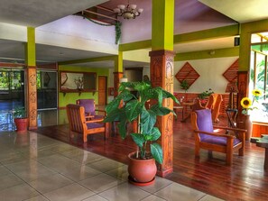 Sala de estar en el lobby