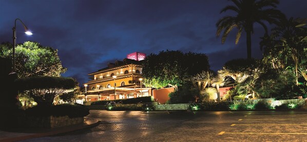 Front of property - evening/night - The Cook Book Gastro Boutique Hotel & Spa (Calpe)
