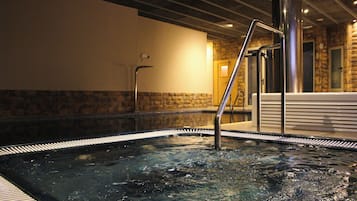 Turkish bath/hammam, body treatments, hydrotherapy, aromatherapy