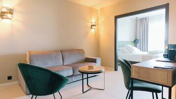 Literie de qualité supérieure, coffres-forts dans les chambres, bureau