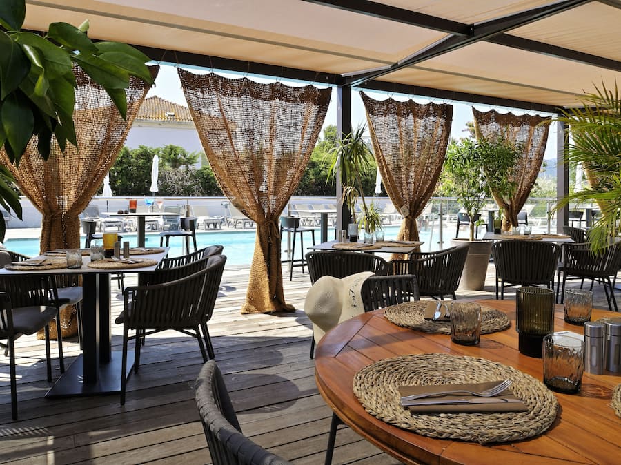 Breakfast, lunch, dinner served; French cuisine, pool views