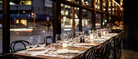 Frokost, lunsj og middag serveres