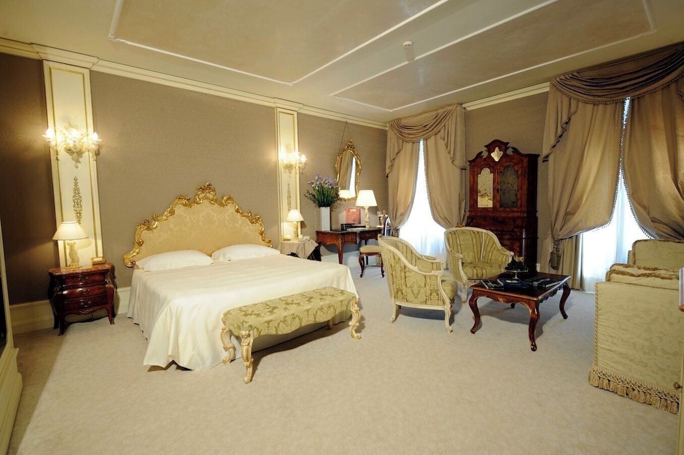Hypo-allergenic bedding available, minibar, in-room safe, desk