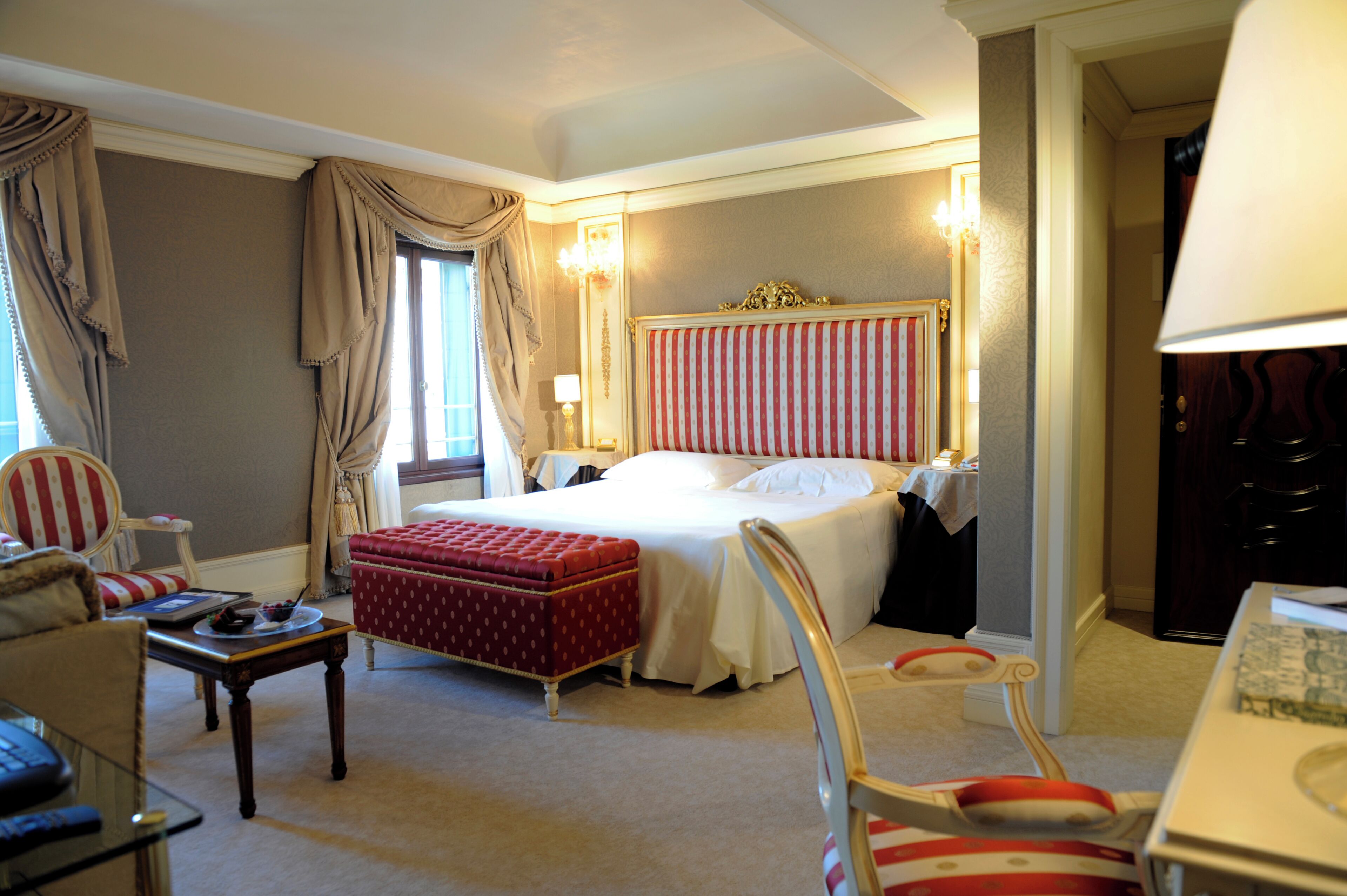 Hypo-allergenic bedding available, minibar, in-room safe, desk