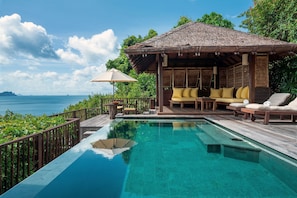 Ocean Panorama Pool Villa | Private pool