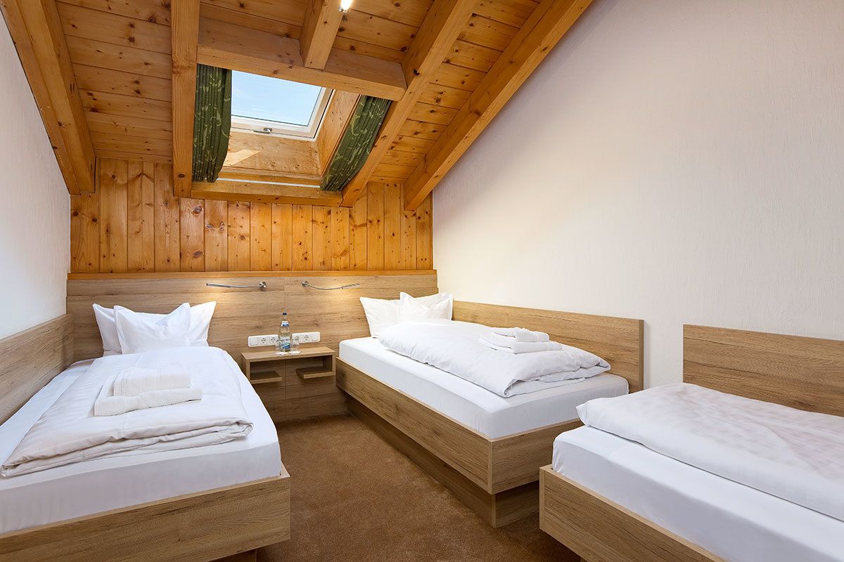 family apartment, 2 bedrooms | hypo-allergenic bedding, down duvets, in-room safe, desk