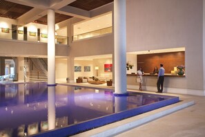 Interior entrance - Hotel Jequitimar Guarujá Resort & Spa by Accor (ex Sofitel) (Guarujá)