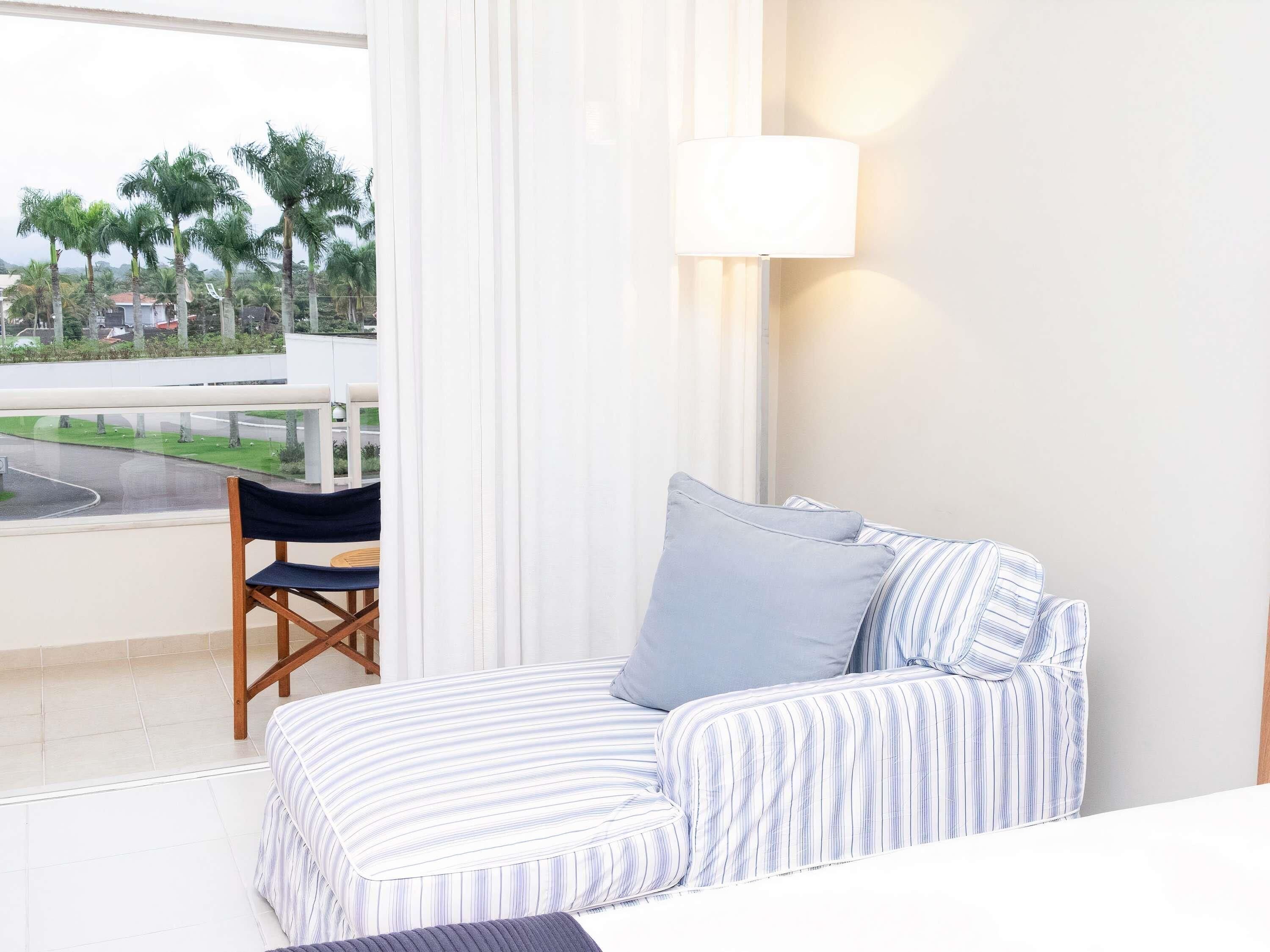 Egyptian cotton sheets, premium bedding, down duvets, pillow-top beds