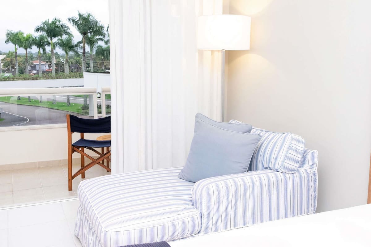 Classic Room, 2 Twin Beds, Balcony, Mountain View (free Wifi) | Egyptian cotton sheets, premium bedding, down comforters, pillowtop beds