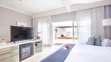 套房, 1 張特大雙人床, 熱水浴缸, 海景 | 1 間臥室、埃及棉床單、高級寢具、羽絨被