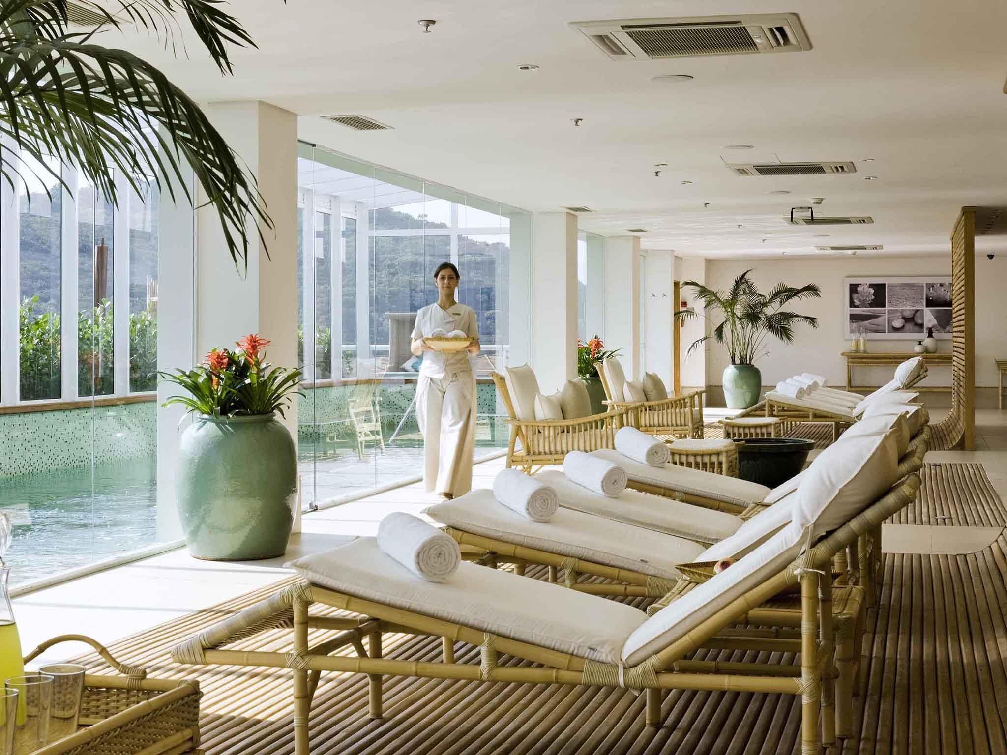 蒸氣室、按摩服務