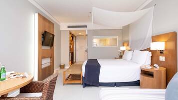 Egyptian cotton sheets, premium bedding, down comforters, pillowtop beds