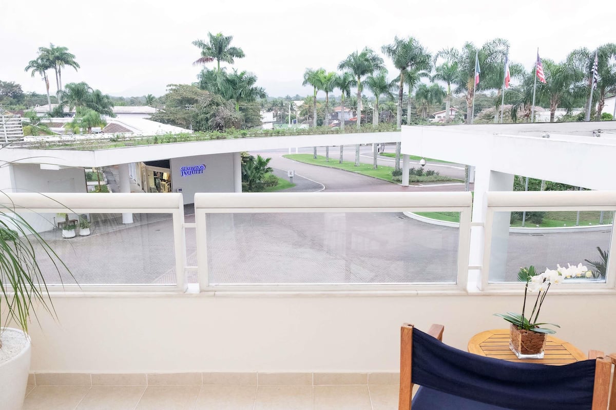 Quarto clássico, 2 camas de solteiro, sacada, vista para a montanha (free Wifi) | Roupas de cama de algodão egípcio, roupas de cama premium