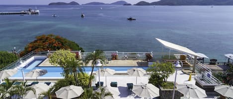 2 outdoor pools, pool umbrellas, sun loungers