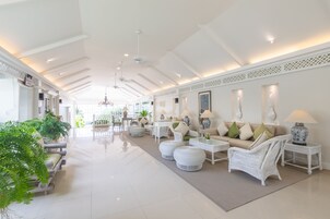 Sala de estar en el lobby