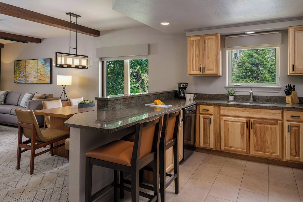 villa, 2 bedrooms, non smoking, balcony | private kitchen | fridge, microwave, stovetop, coffee/tea maker