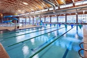 Una piscina techada