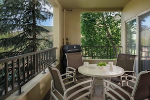 Villa, 2 Schlafzimmer, Nichtraucher, Balkon | Ausstattung der Unterkunft