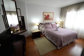 Suite - Caravelle Palace Hotel (Curitiba)