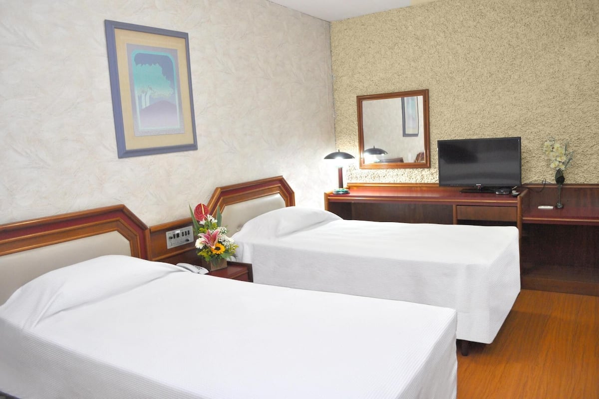Ropa de cama hipoalergénica, minibar y wifi gratis
