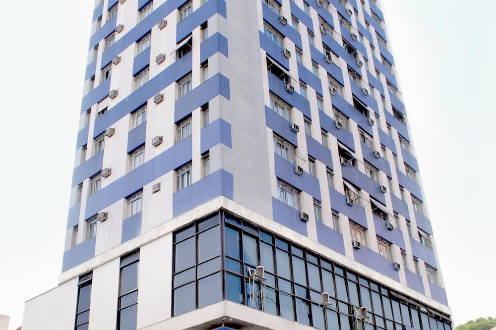 Caravelle Palace Hotel