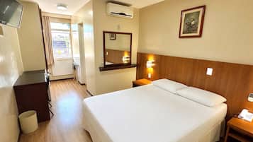 Superior Double Room, 1 Double Bed, Air conditioning, Courtyard View | Minibar, in-room safe, desk, free WiFi