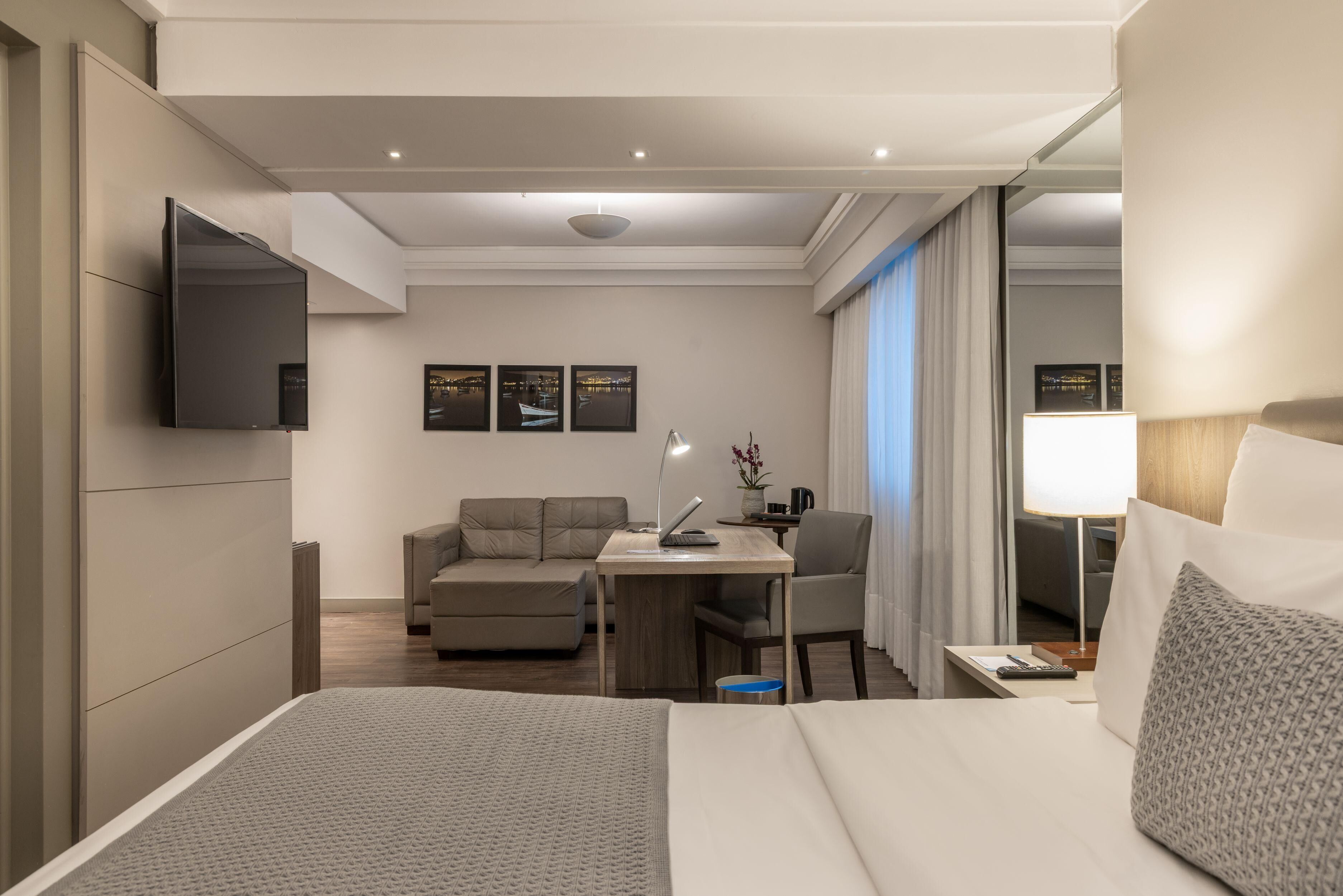 Hochwertige Bettwaren, Pillowtop-Betten, Minibar, Zimmersafe