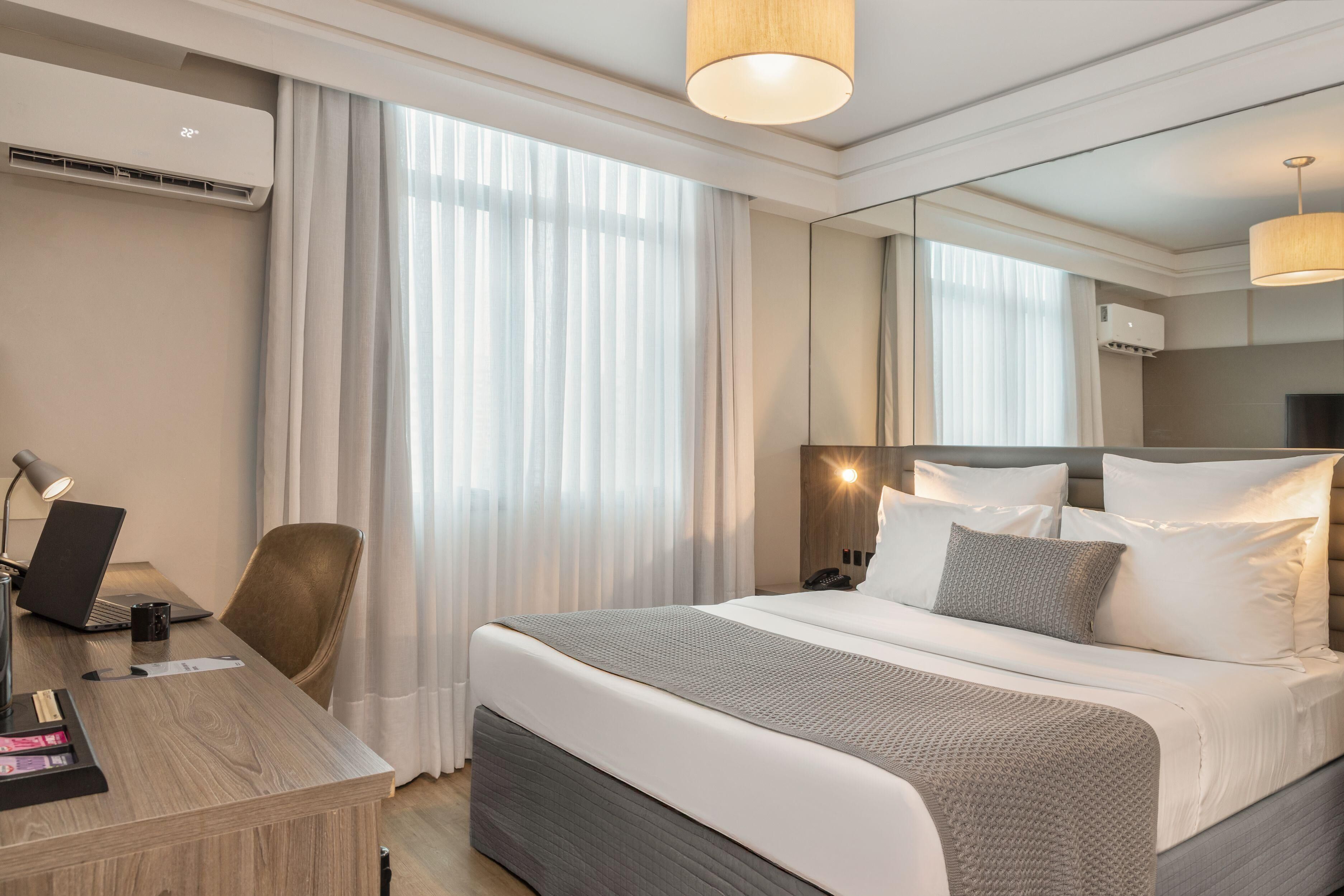 Hochwertige Bettwaren, Pillowtop-Betten, Minibar, Zimmersafe