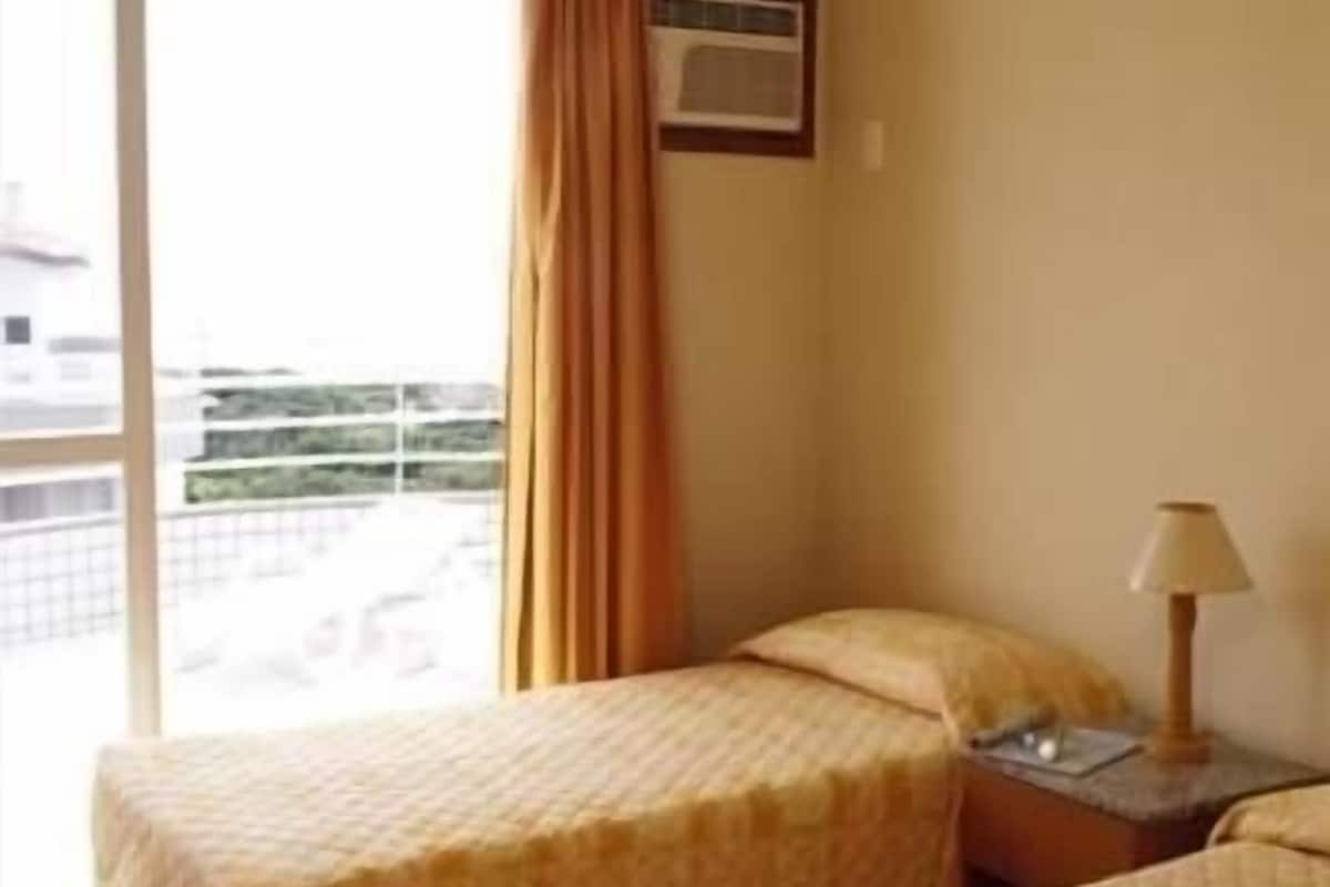 Rollaway beds, free WiFi