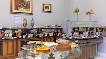 Se sirven desayunos y cenas