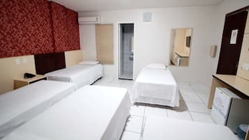 Quadruple Room | Premium bedding, free cribs/infant beds, bed sheets