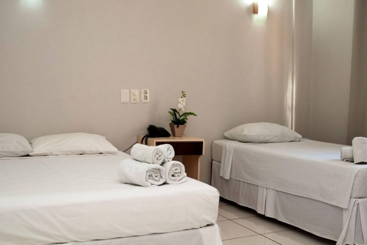 Premium bedding, free cots/infant beds, bed sheets