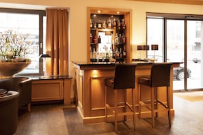 Bar (in der Unterkunft)