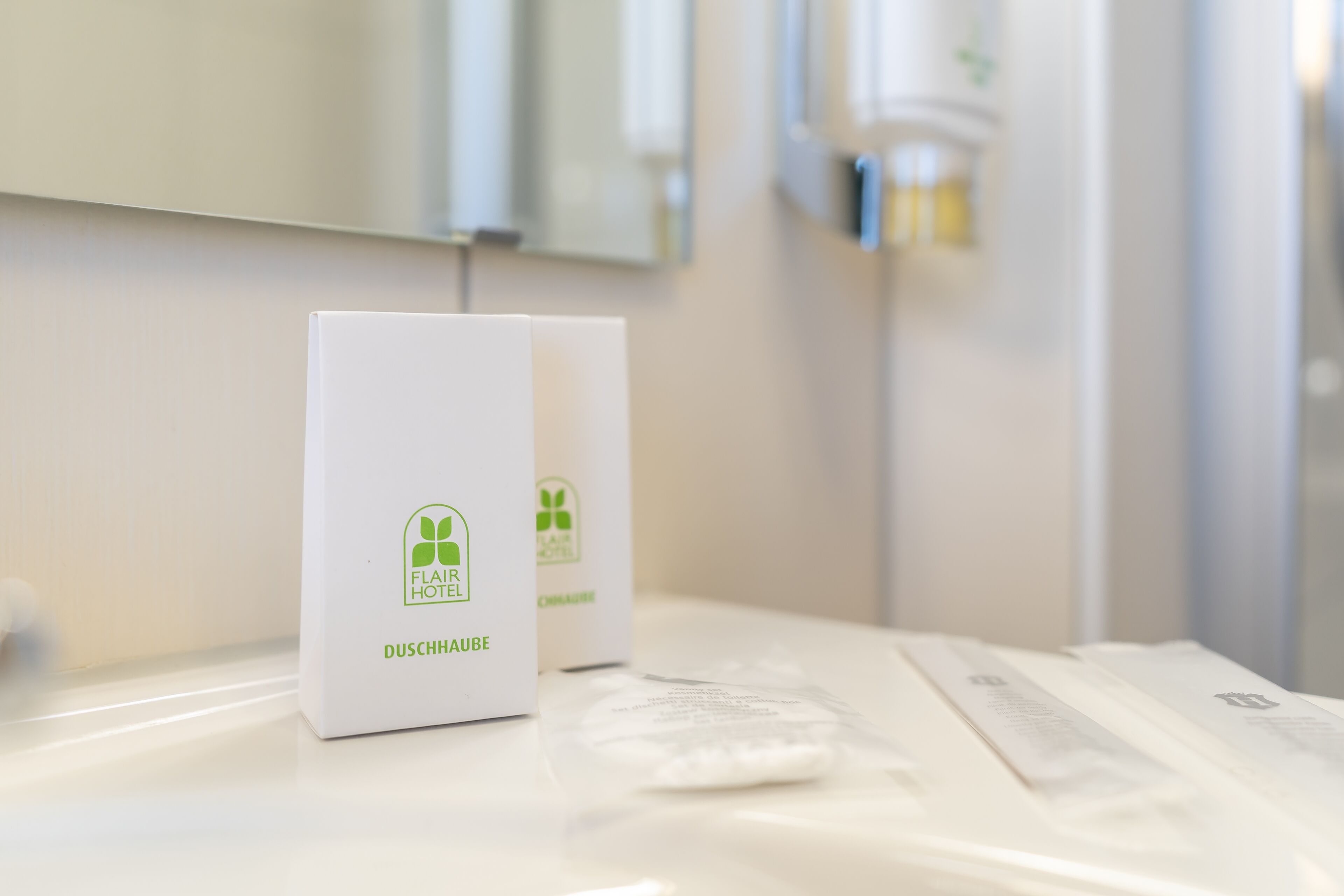 free toiletries, towels