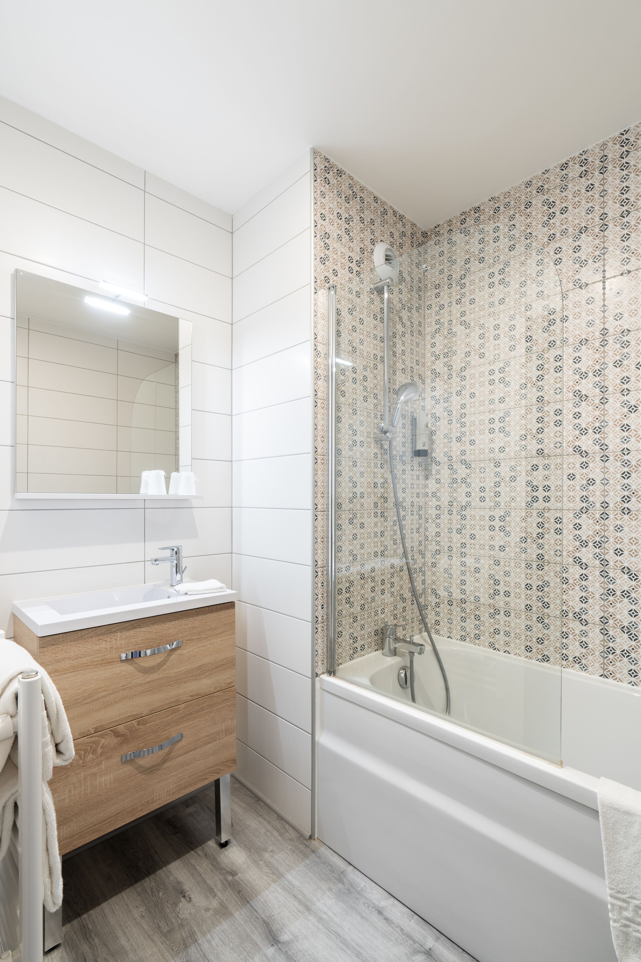 superior garden room | bathroom | free toiletries, hair dryer, towels