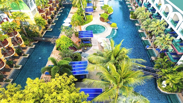 Sunset Deluxe Pool Access | Outdoor pool | 3 outdoor pools