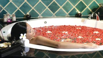 Trị liệu toàn thân, liệu pháp hương thơm, massage Thái