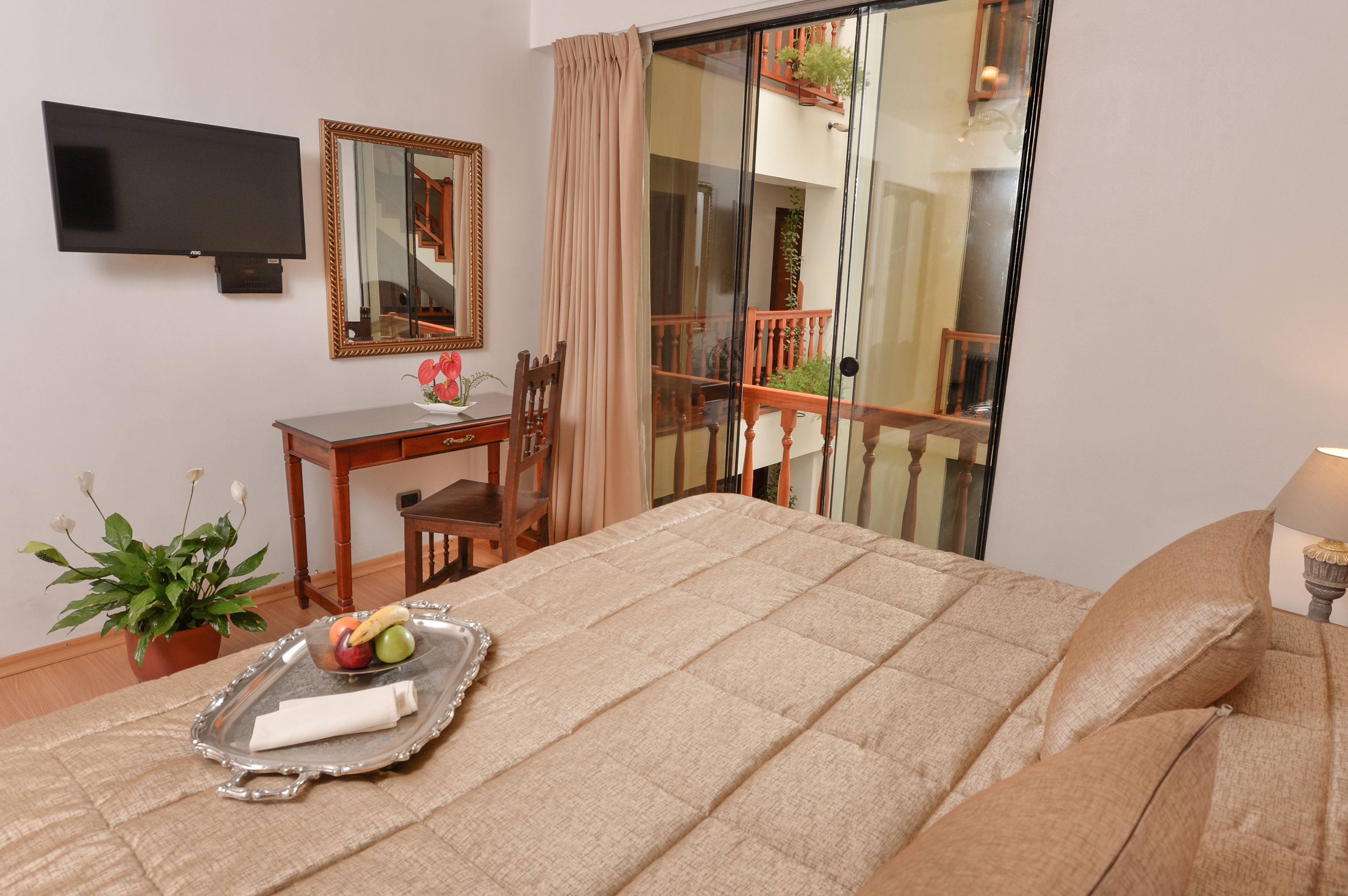 standard double or twin room | 1 bedroom, in-room safe, desk, iron/ironing board