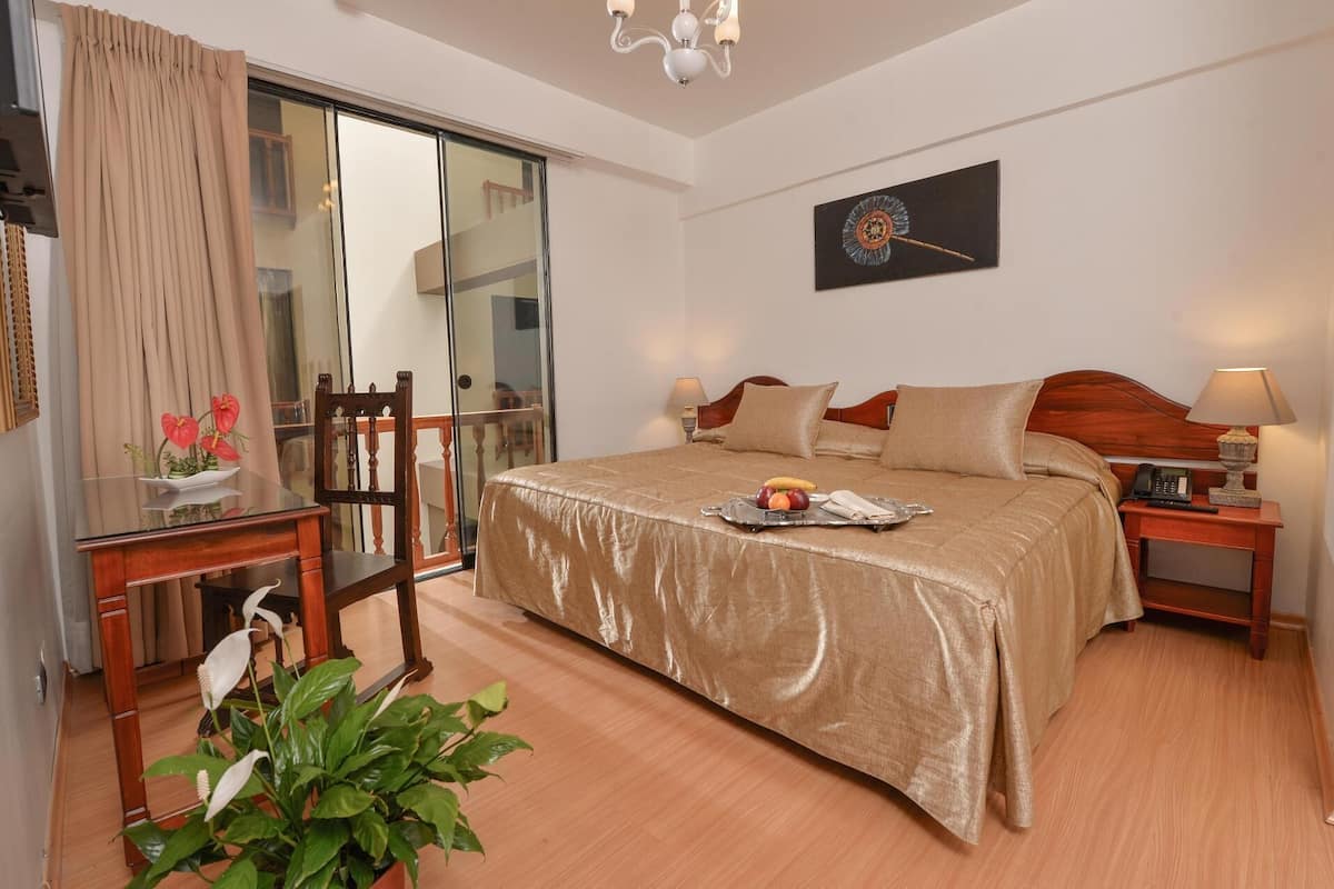 In-room safe, desk, iron/ironing board, free WiFi