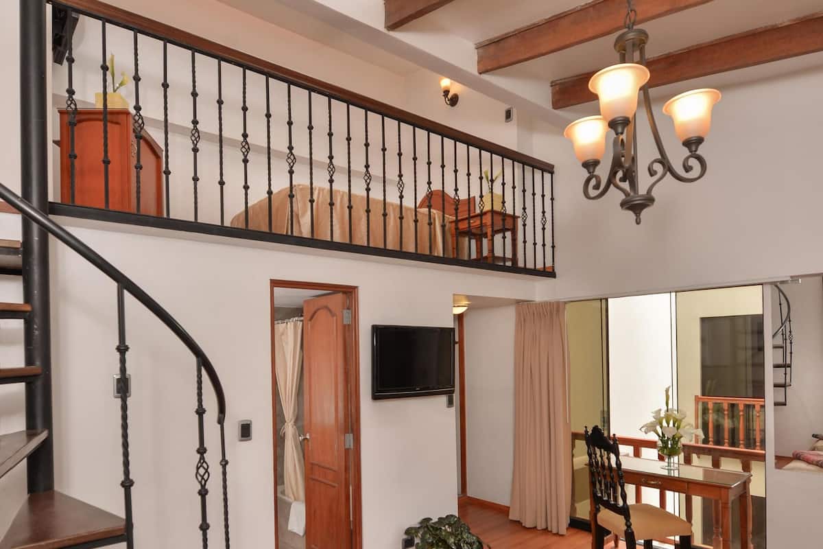 In-room safe, desk, iron/ironing board, free WiFi